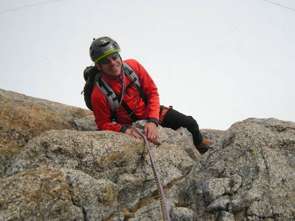 Escalade en granit dans le massif du Mont-Blanc